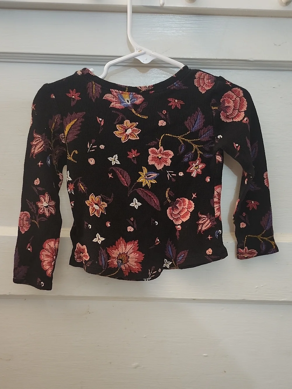 Old Navy Black Floral Ribbed Long Sleeve Top with Pink Accents